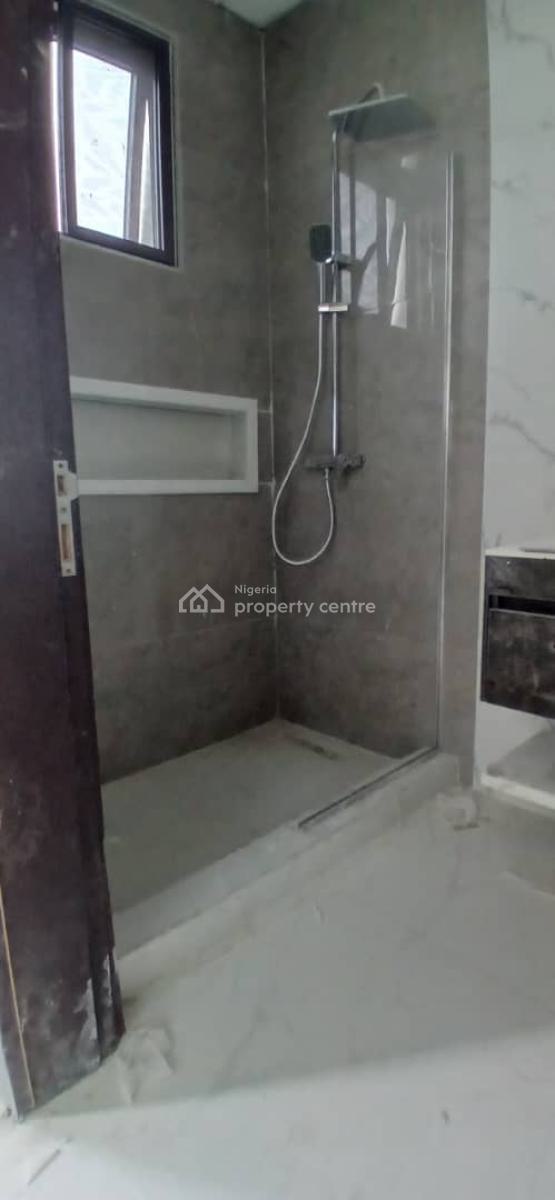 Luxury 4 Bedrooms Maisonette on The 5th Floor with Bq, Elevator, Gym, Onikoyi, Ikoyi, Lagos, Flat / Apartment for Sale