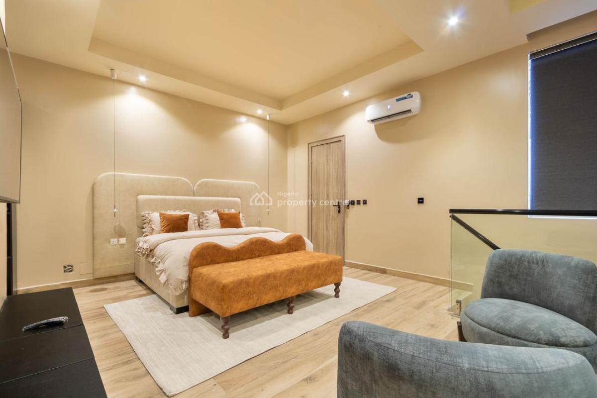 Beautiful 1 Bedroom Apartment, Edgewater Estate, Lekki Right, Lekki, Lagos, Flat / Apartment Short Let