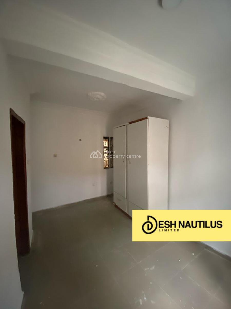 2 Bedroom Apartment with C of O -- Good Neighbourhood, Jakande, Lekki, Lagos, Flat / Apartment for Rent