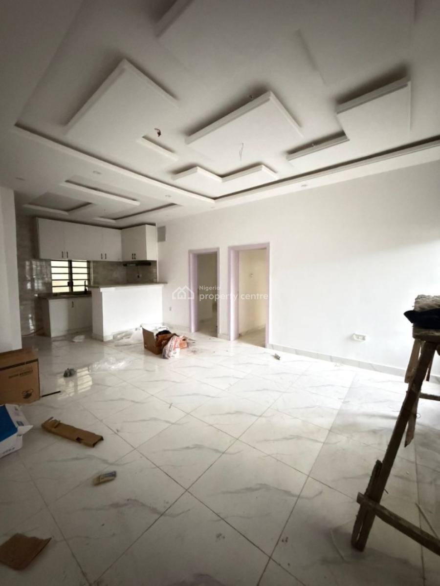 Standard 2 Bedroom Apartment, Coastal Road, Lekki, Lagos, Flat / Apartment for Rent