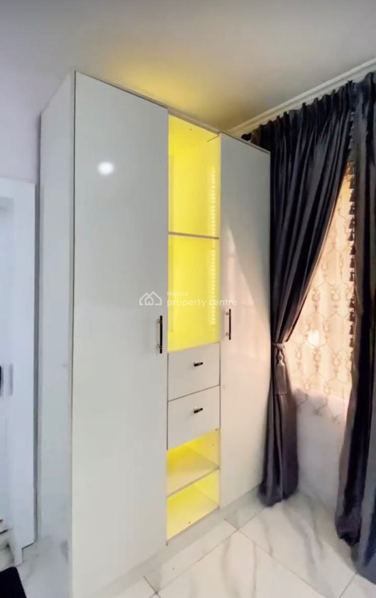 Luxury 2 Bedroom Serviced Apartment, Shonibare Estate, Ikeja Gra, Ikeja, Lagos, Flat / Apartment Short Let