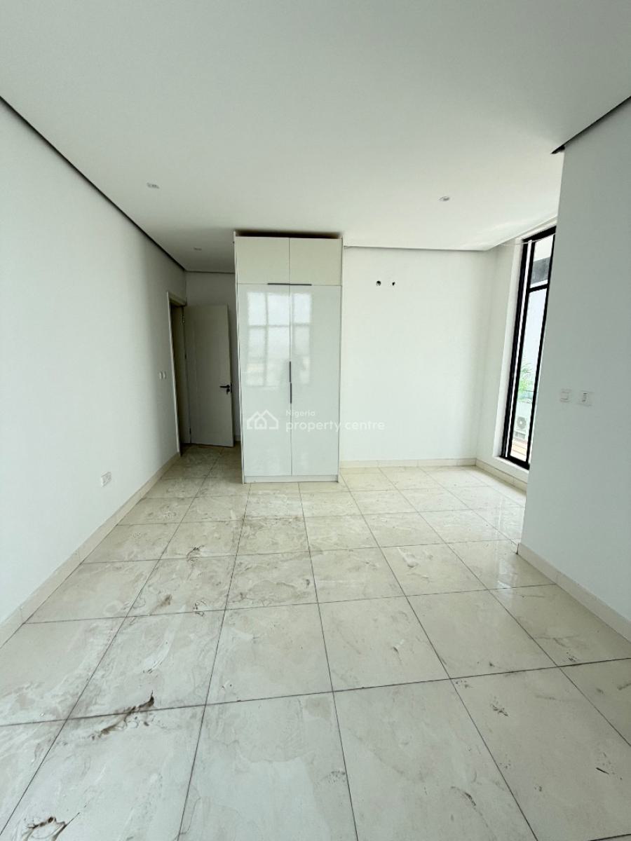 Spacious 4 Bedroom Penthouse with Pool and Gym, Ikate, Lekki, Lagos, Block of Flats for Sale