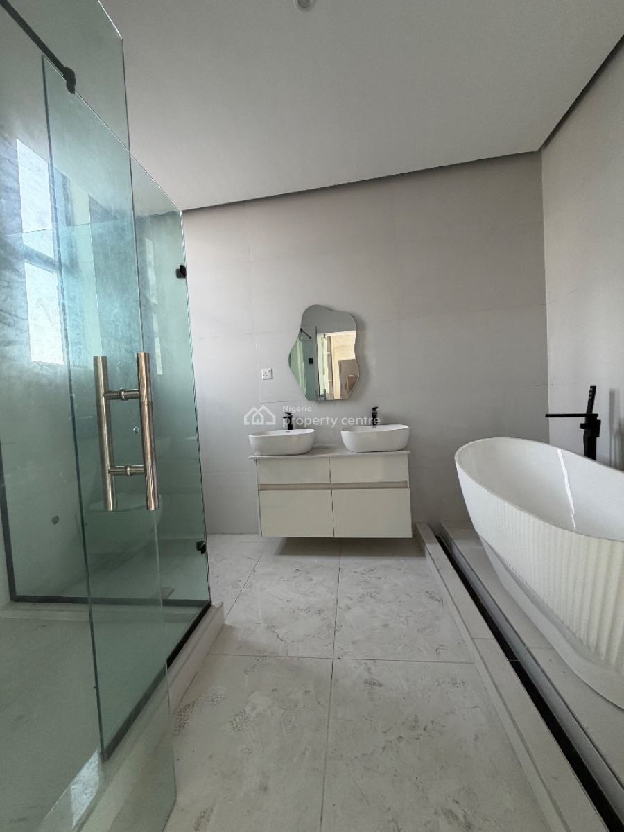 Spacious 4 Bedroom Penthouse with Pool and Gym, Ikate, Lekki, Lagos, Block of Flats for Sale