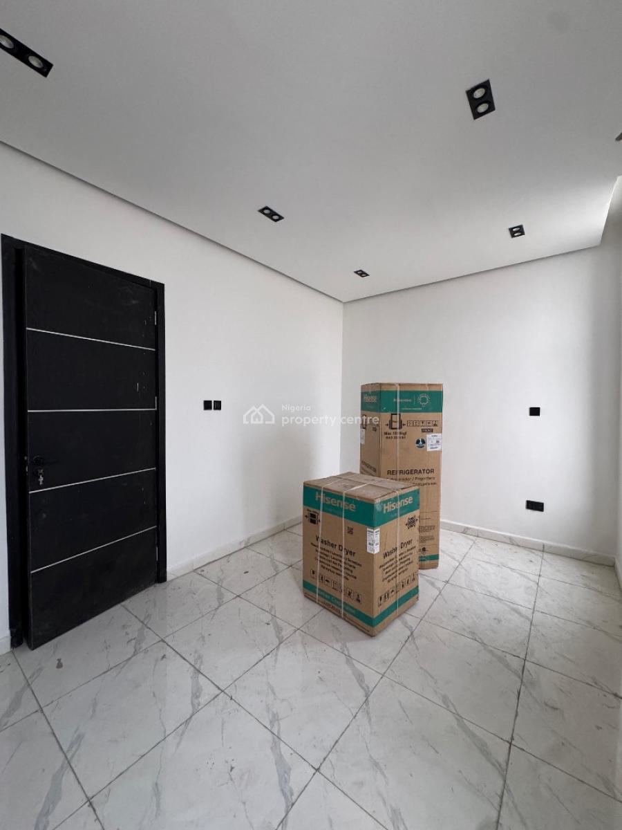 a Clean, Modern2 Bedroom Apartment Made for Effortless Luxury Living, Lekki, Lagos, Flat / Apartment for Sale