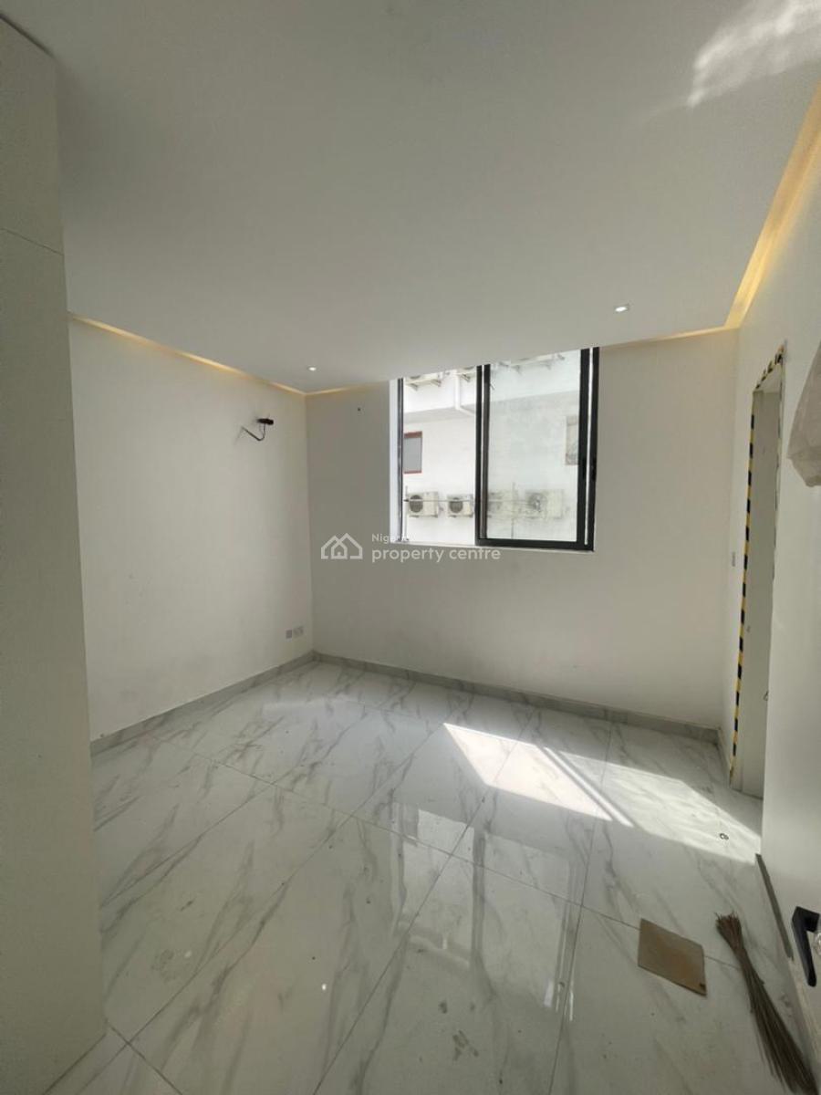 Luxury Brand New 2 Bedroom Apartments with Pool, Lekki Phase 1, Lekki, Lagos, Block of Flats for Sale