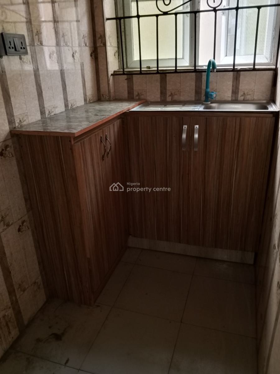 Sharp Room and Parlor, Majek Road, Sangotedo, Ajah, Lagos, Flat / Apartment for Rent