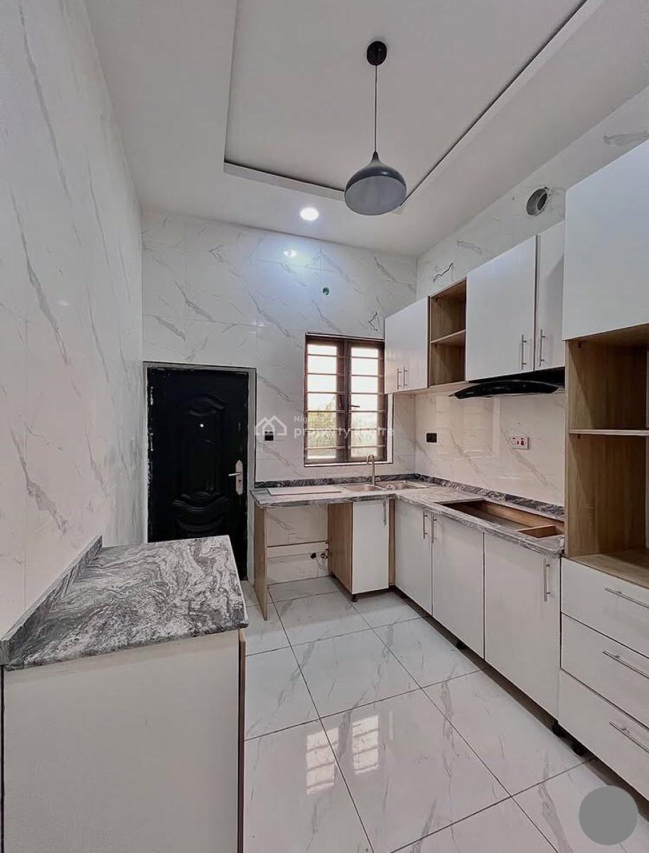 Luxury 4 Bedroom Terrace Duplex, General Paint, Ajah, Lagos, Terraced Duplex for Sale