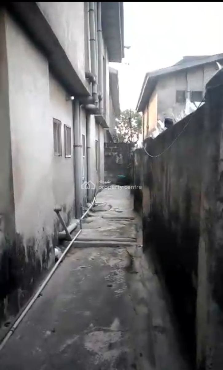 Block of 2 Numbers of 3 Bedroom and 2 Units of 2 Bedroom Flat, Weighbridge Owode Onirin Off Ikorodu Road, Mile 12, Kosofe, Lagos, Block of Flats for Sale