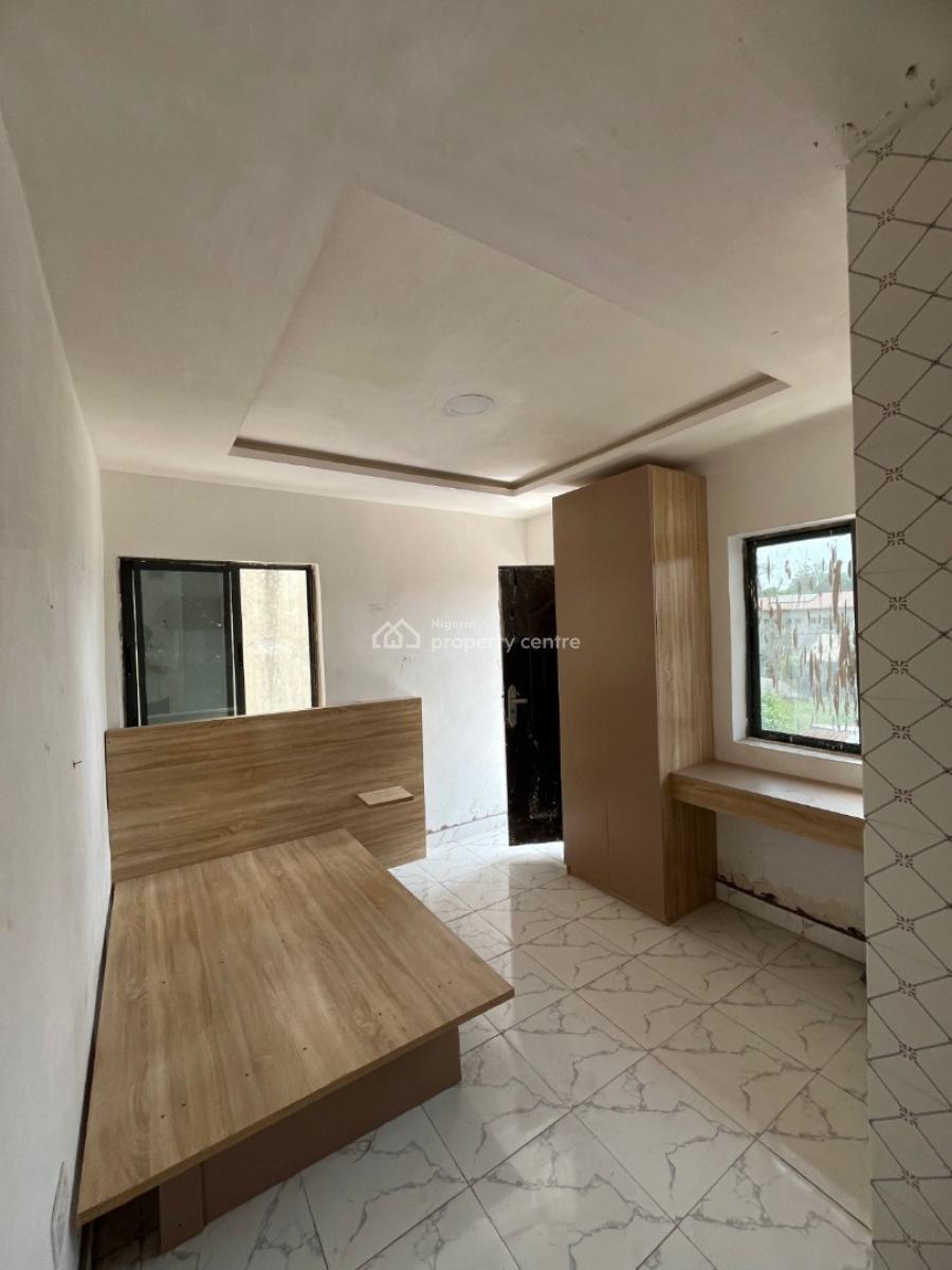 Lovely 1 Bedroom Apartment, Yaba, Lagos, Flat / Apartment for Sale