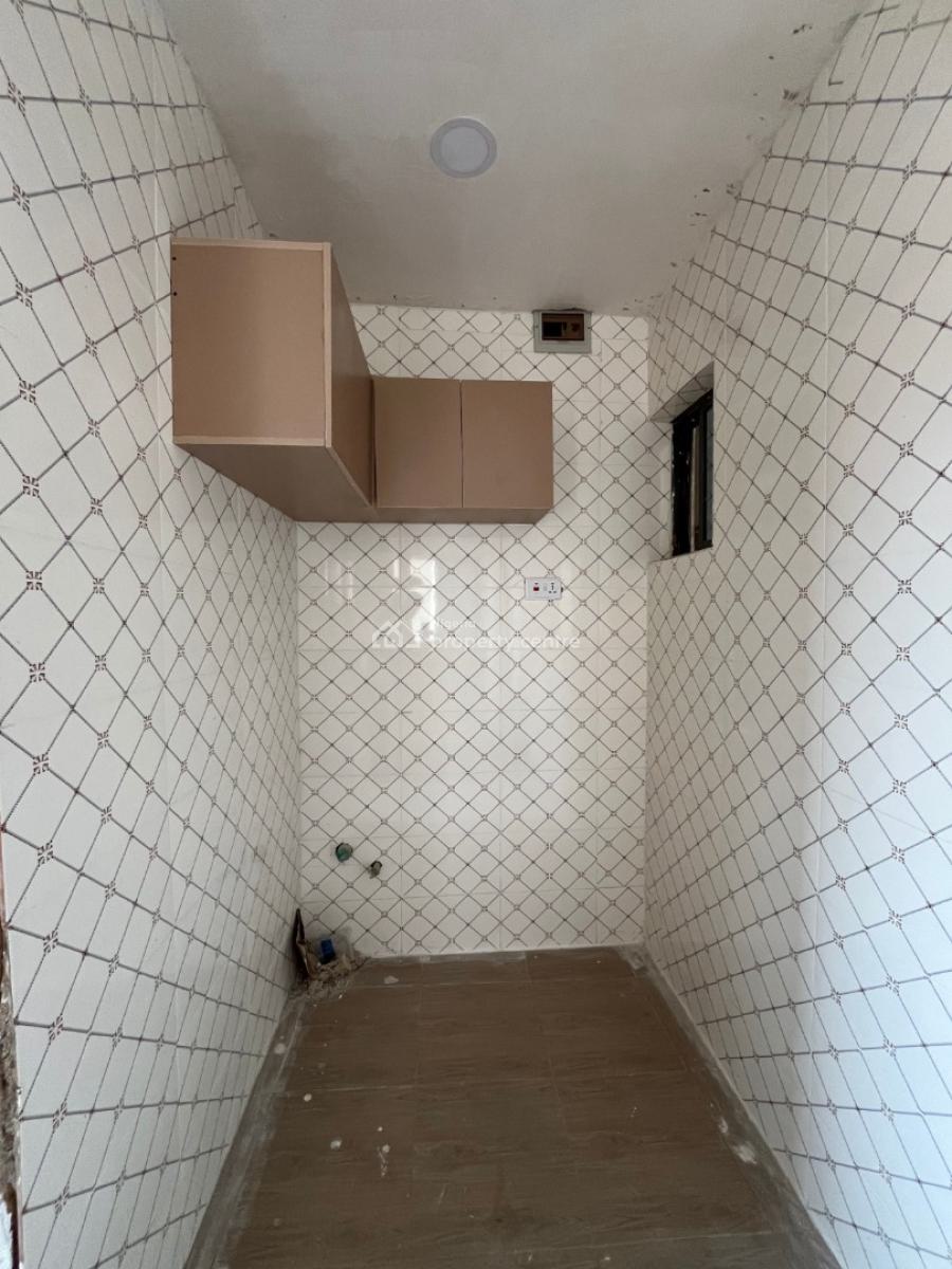 Lovely 1 Bedroom Apartment, Yaba, Lagos, Flat / Apartment for Sale