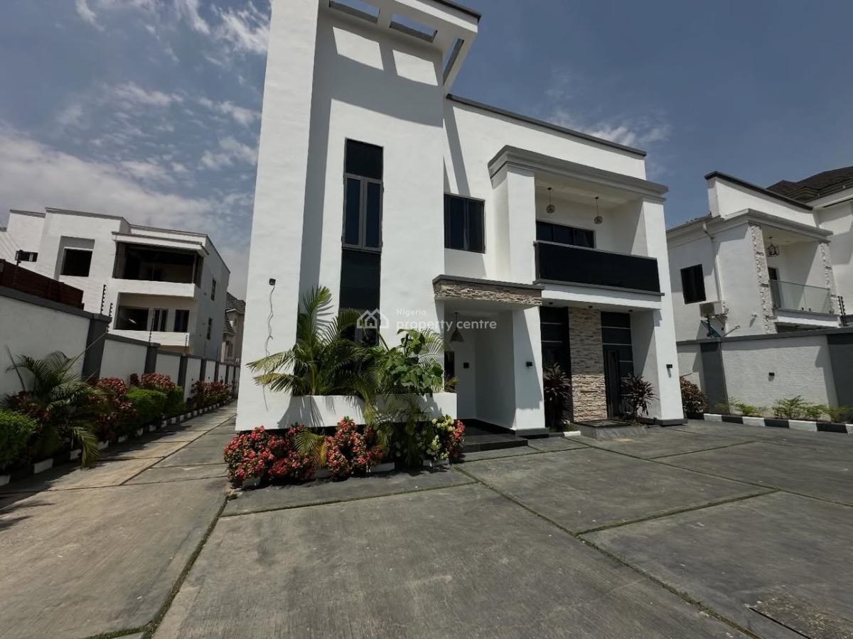 Smart 6 Bedroom Detached Duplex with a Pool & Gym on 900sqm, Guzape District, Abuja, Detached Duplex for Sale