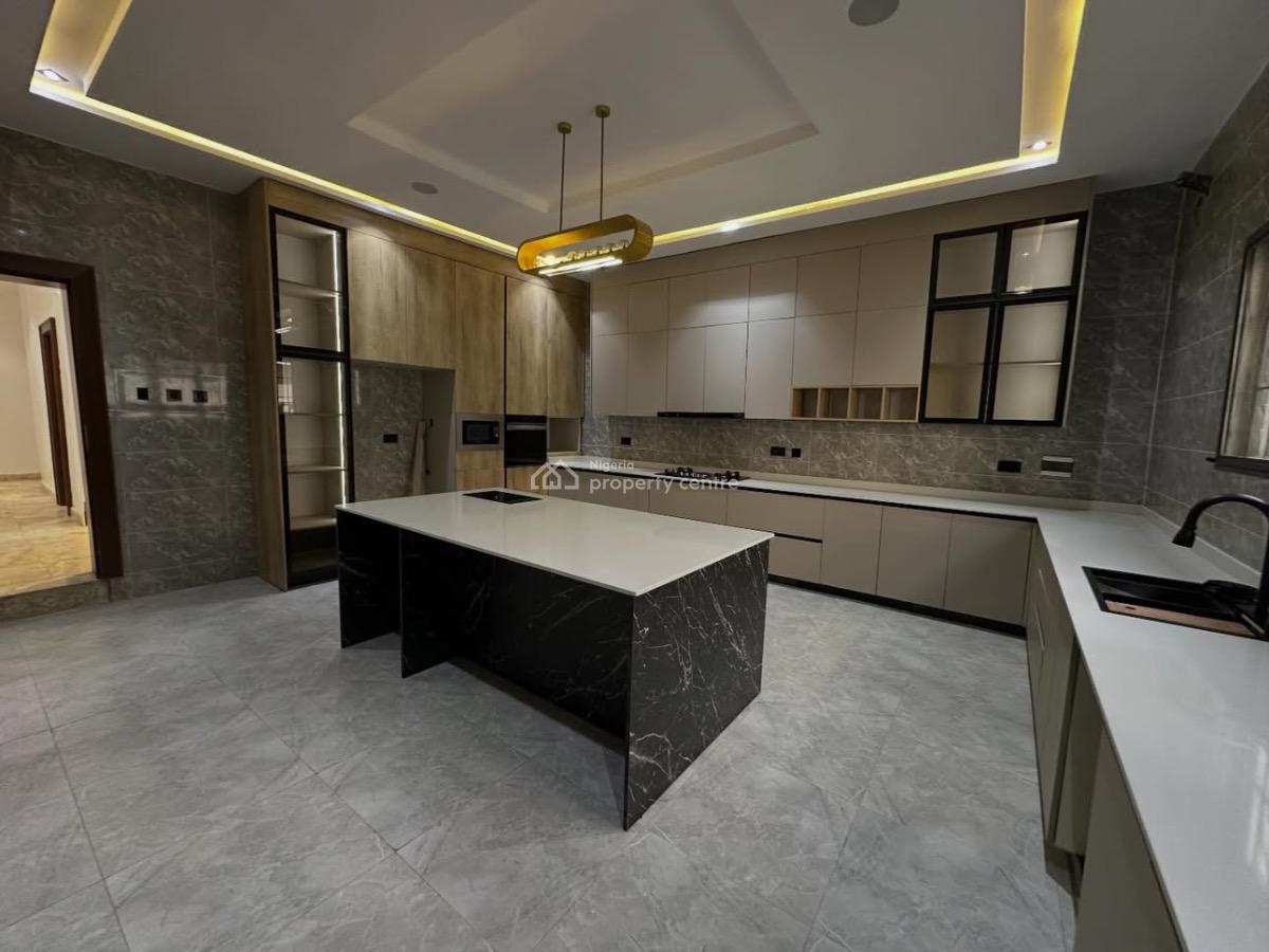 Smart 6 Bedroom Detached Duplex with a Pool & Gym on 900sqm, Guzape District, Abuja, Detached Duplex for Sale