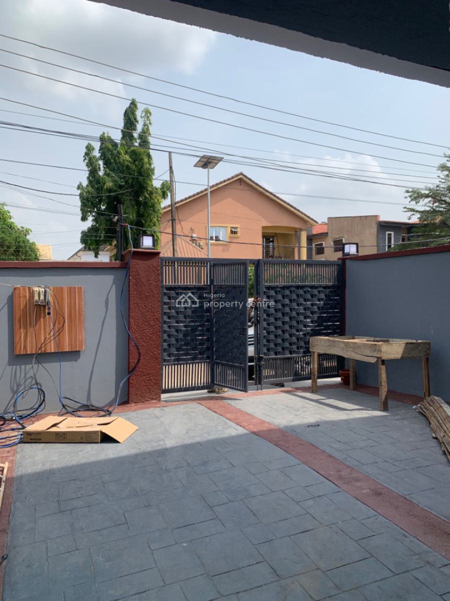 Luxury 4 Bedroom Semi Detached Duplex with Bq, Gra Phase 1, Magodo, Lagos, Semi-detached Duplex for Sale