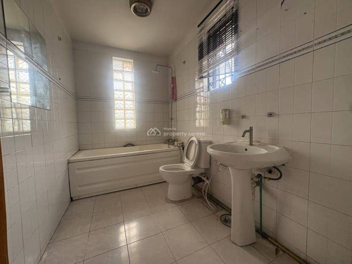 Very Spacious 4 Bedrooms Detached Duplex House, Lekki Phase 1, Lekki, Lagos, Detached Duplex for Rent