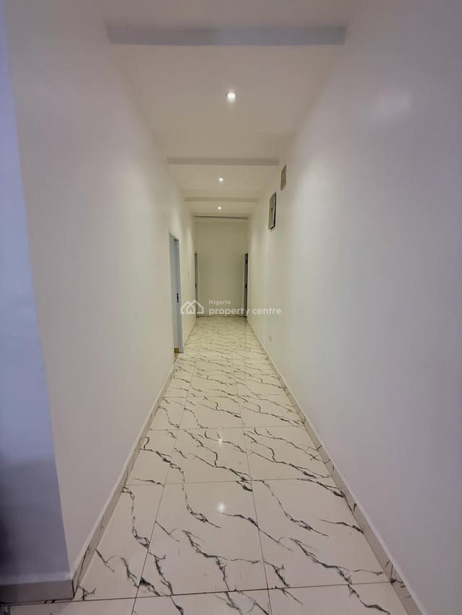 Exquisitely Finished 3 Bedroom Apartment with Bq, Guzape District, Abuja, Flat / Apartment for Rent