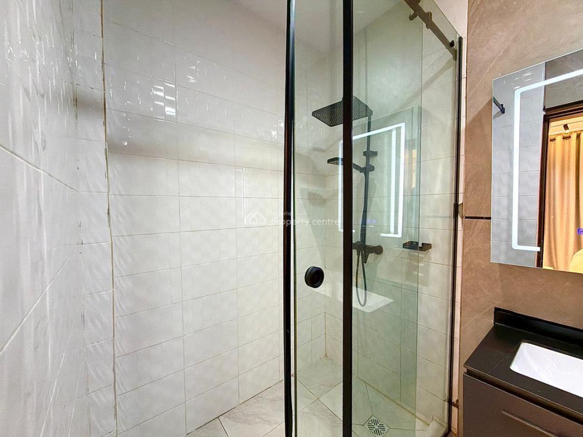 Exquisite 2 Bedroom Apartment, Freedom Way, Lekki Phase 1, Lekki, Lagos, Flat / Apartment Short Let