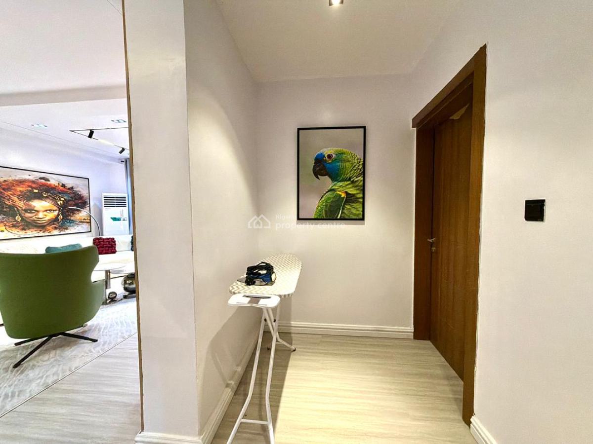 Exquisite 2 Bedroom Apartment, Freedom Way, Lekki Phase 1, Lekki, Lagos, Flat / Apartment Short Let