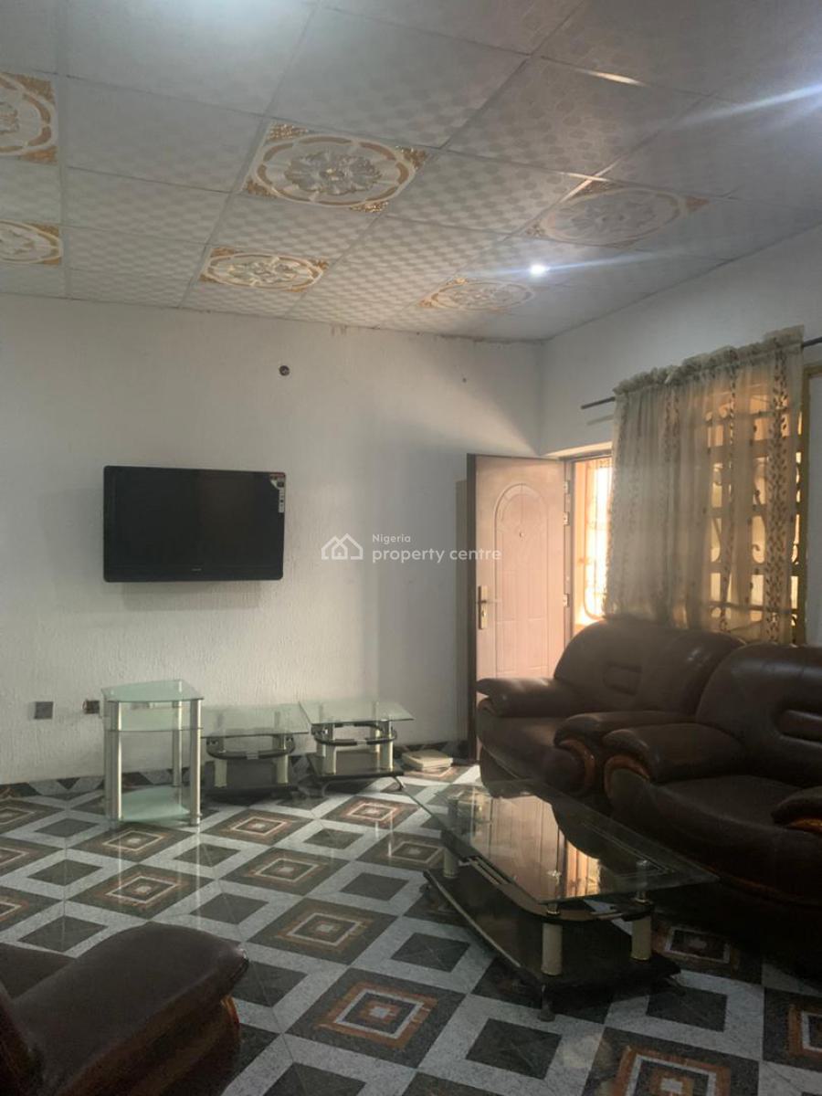 Well Maintained 3 Bedroom Apartment, Surulere, Lagos, Flat / Apartment for Rent