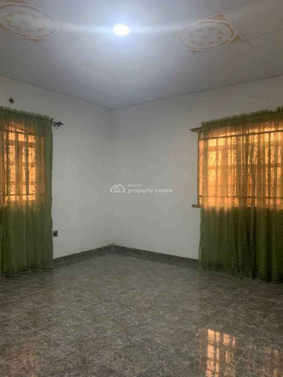 Well Maintained 3 Bedroom Apartment, Surulere, Lagos, Flat / Apartment for Rent