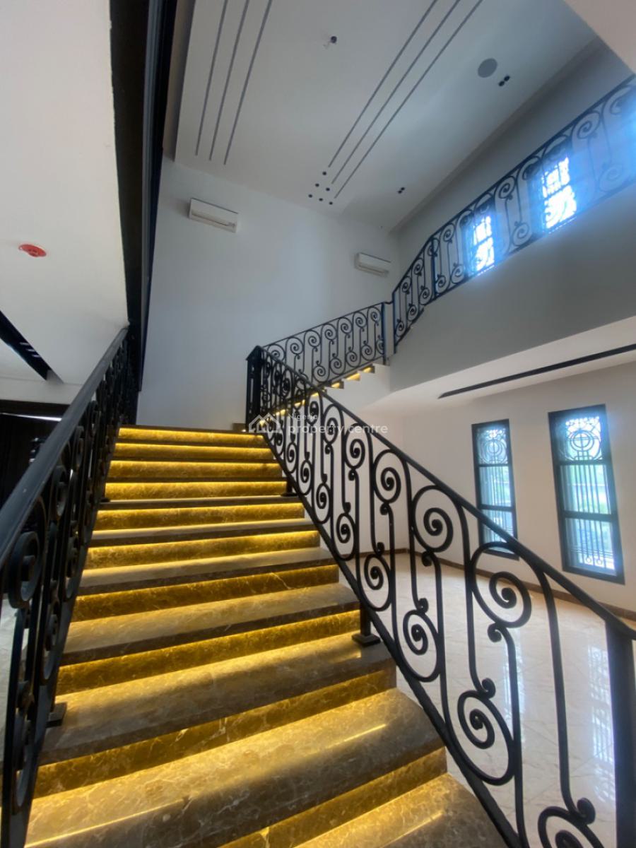 8 Bedroom Mansion, Maitama District, Abuja, Detached Duplex for Sale