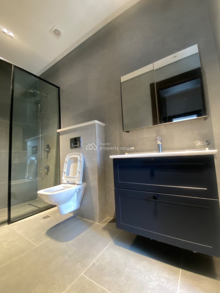 8 Bedroom Mansion, Maitama District, Abuja, Detached Duplex for Sale