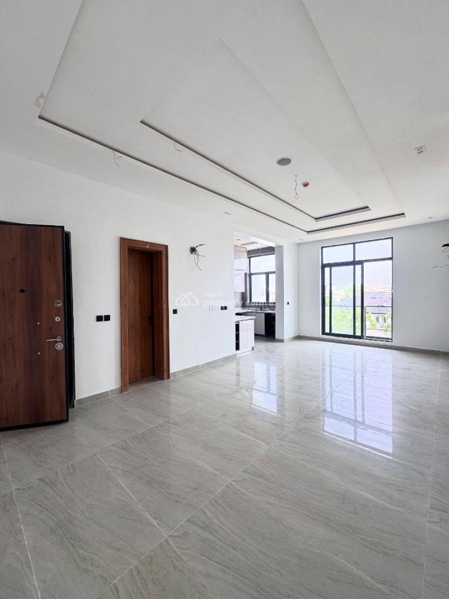 Beautiful Luxury 2 Bedroom Apartment with Bq, Lekki Phase 1, Lekki, Lagos, Block of Flats for Sale