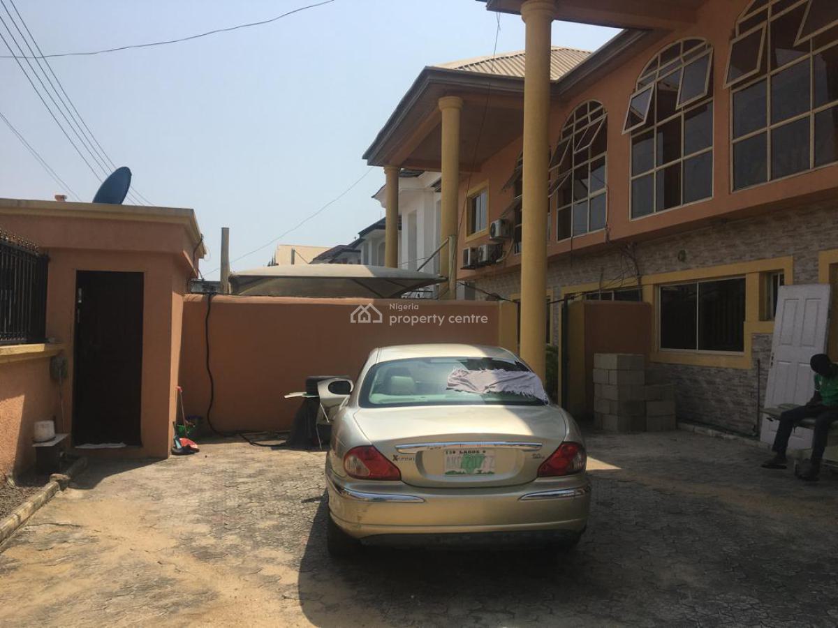 Twin Duplex Sitting on 900sqm, Lekki Phase 1, Lekki, Lagos, Semi-detached Duplex for Sale