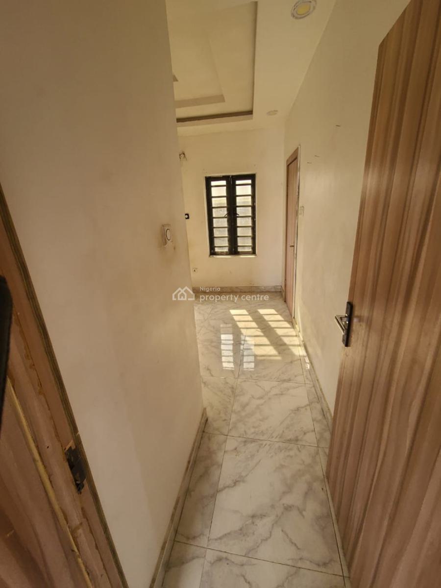 Luxury 1 Bedroom Apartment with Excellent Facility, Sanogotedo, Ajah, Lagos, Mini Flat (room and Parlour) for Rent