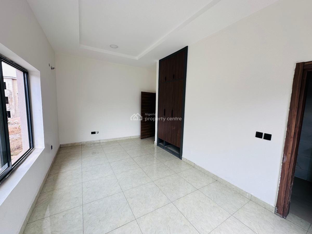 5 Bedroom Semi-detached Duplex with Bq, Mabushi, Abuja, Semi-detached Duplex for Sale