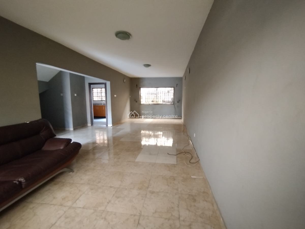 Well Maintained 3 Bedroom Terrace House, Megamond Estate Lekki County Road, Ikota, Lekki, Lagos, Terraced Duplex for Rent