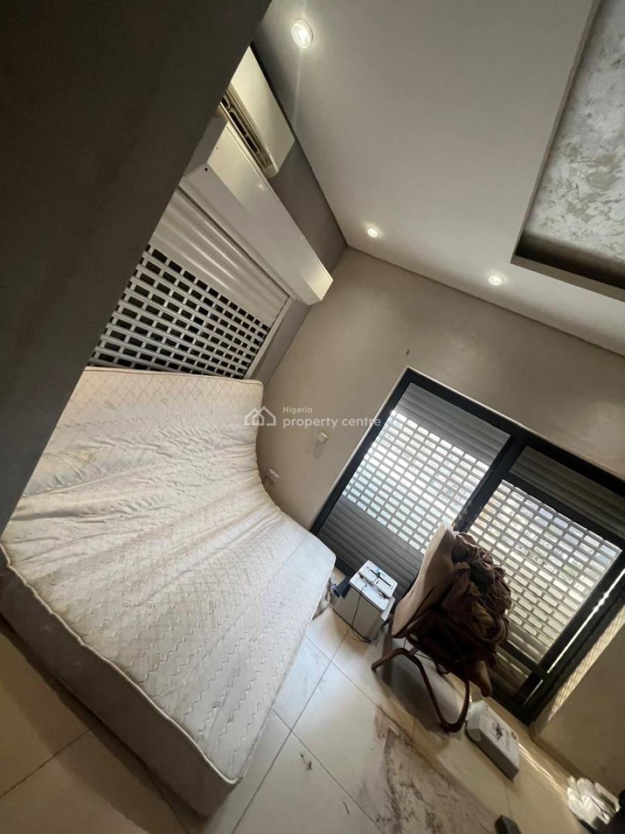 Well Maintained 4 Bedroom Terrace Duplex with Bq, Osapa, Lekki, Lagos, Terraced Duplex for Sale