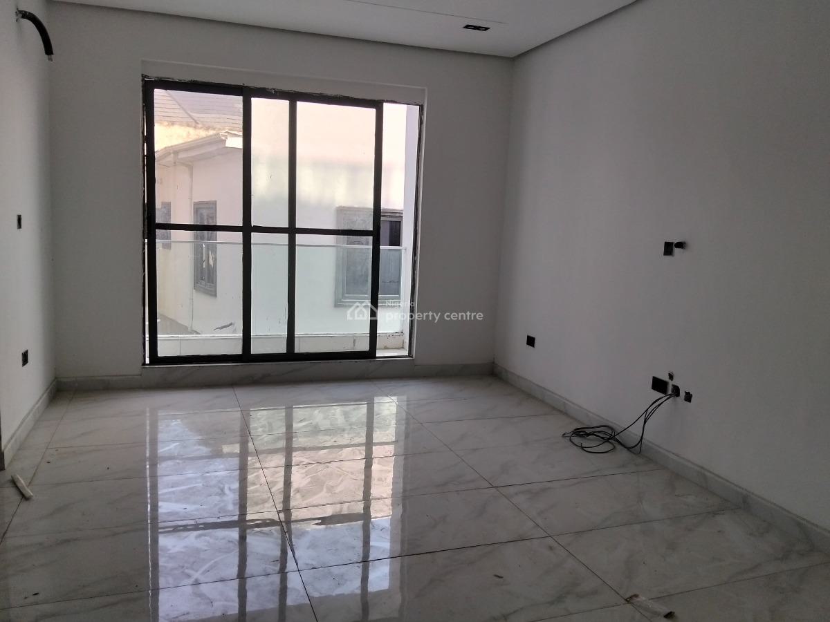 Two Bedroom Flat, Lekki, Lagos, Flat / Apartment for Sale