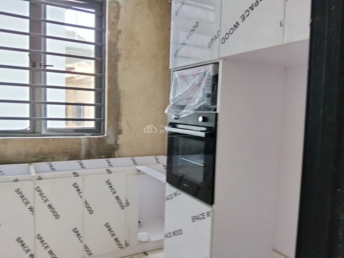 Two Bedroom Flat, Lekki, Lagos, Flat / Apartment for Sale