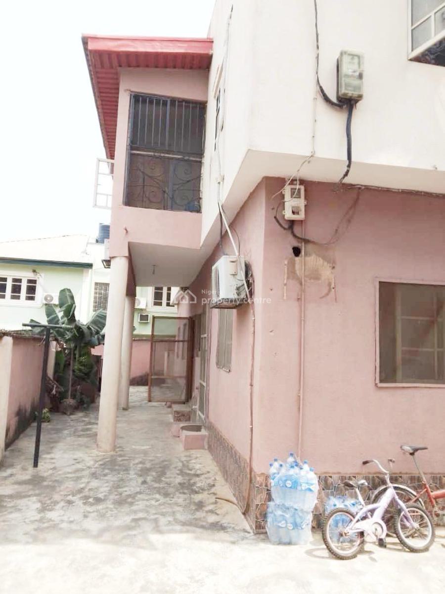 Well Maintained 2 Bedroom Flat Apartment, Gra Phase 1, Magodo, Lagos, Flat / Apartment for Rent