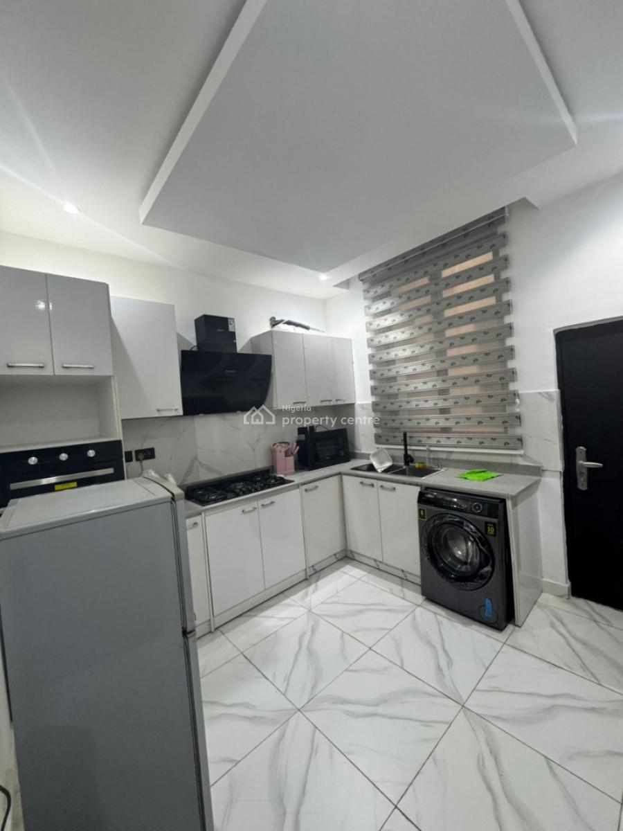 Newly Built Furnished & Serviced 3 Bedrooms Apartment Upstairs, Off Freedom Way Close to Admiralty Way, Lekki Phase 1, Lekki, Lagos, Flat / Apartment for Rent