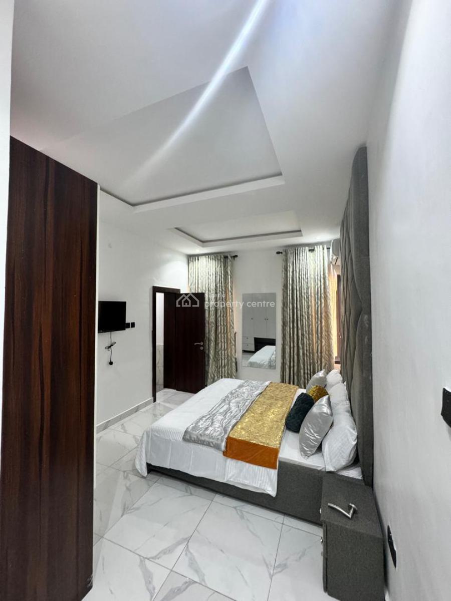 Newly Built Furnished & Serviced 3 Bedrooms Apartment Upstairs, Off Freedom Way Close to Admiralty Way, Lekki Phase 1, Lekki, Lagos, Flat / Apartment for Rent