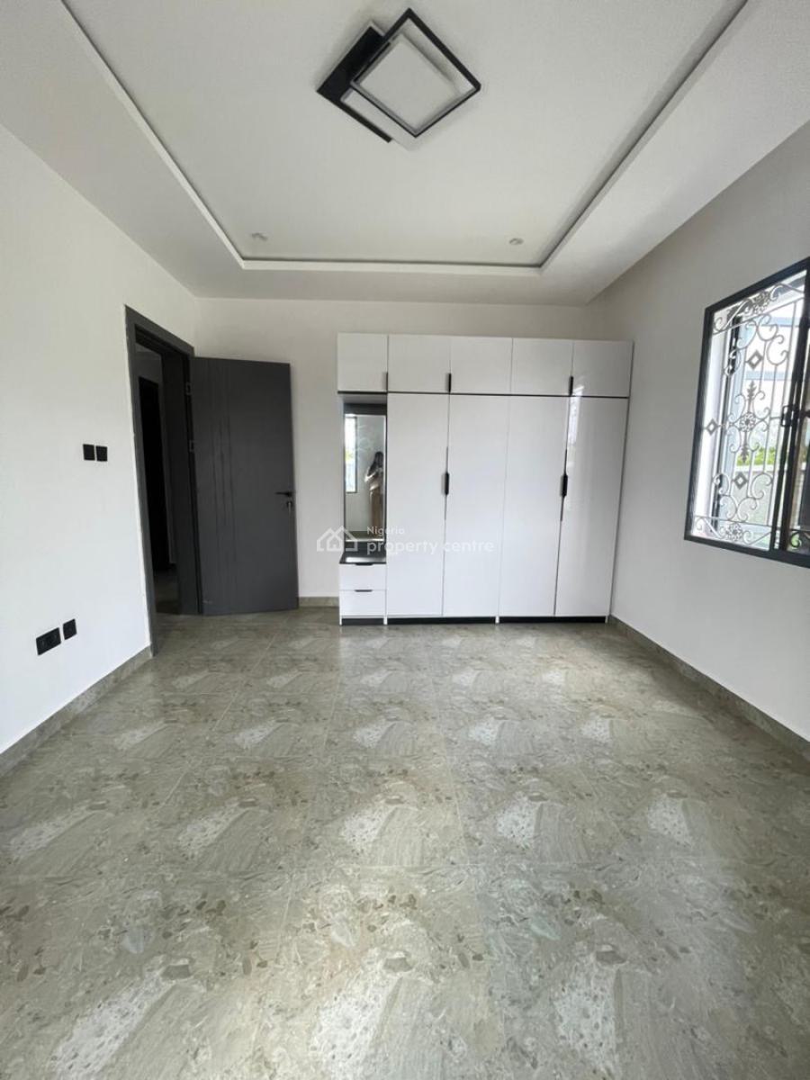 Specious 3 Bedrooms Apartment Available, Sangotedo, Lekki, Lagos, House for Rent