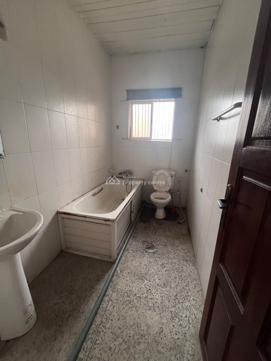 Spacious and Newly Renovated and 4 Bedroom Apartment, Opebi, Ikeja, Lagos, Flat / Apartment for Rent