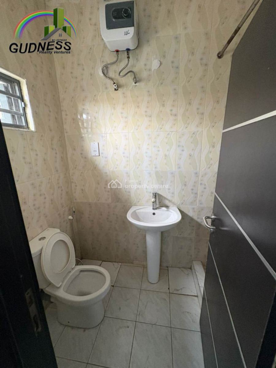 Fully Service 2 Bedroom Flat, Harris Drive, Lekki, Lagos, Flat / Apartment for Rent