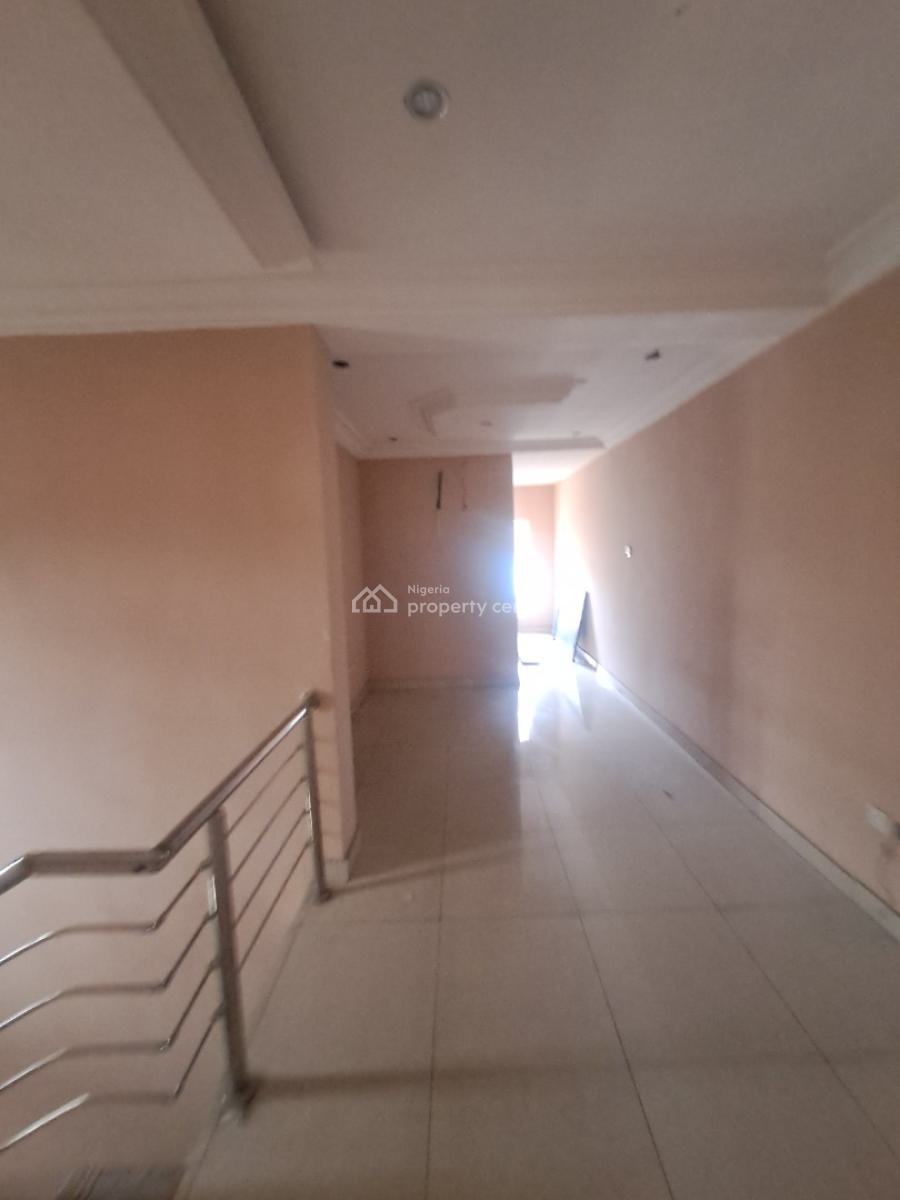 Well Built 4 Bedroom Terrace Duplex with Bq in a Gated Estate, Osapa, Lekki, Lagos, Terraced Duplex for Rent