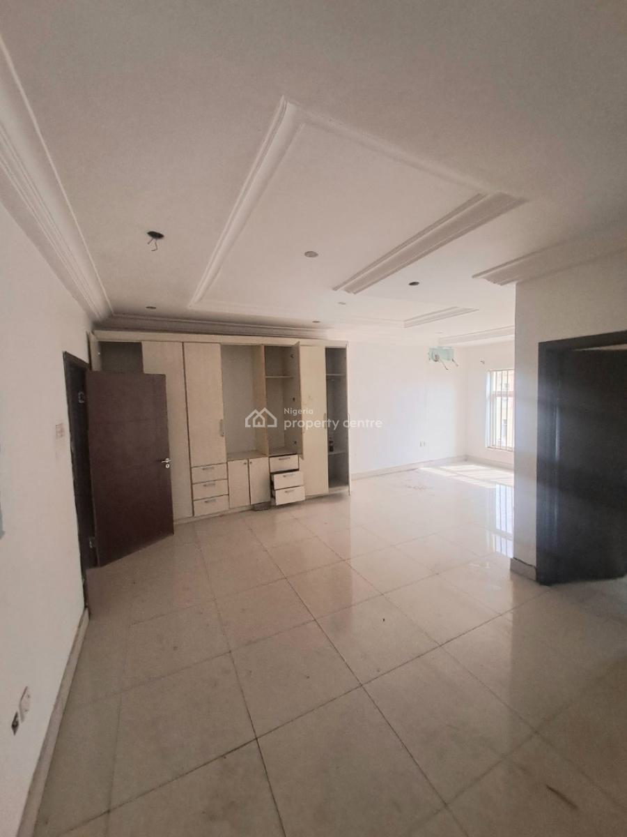 Well Built 4 Bedroom Terrace Duplex with Bq in a Gated Estate, Osapa, Lekki, Lagos, Terraced Duplex for Rent