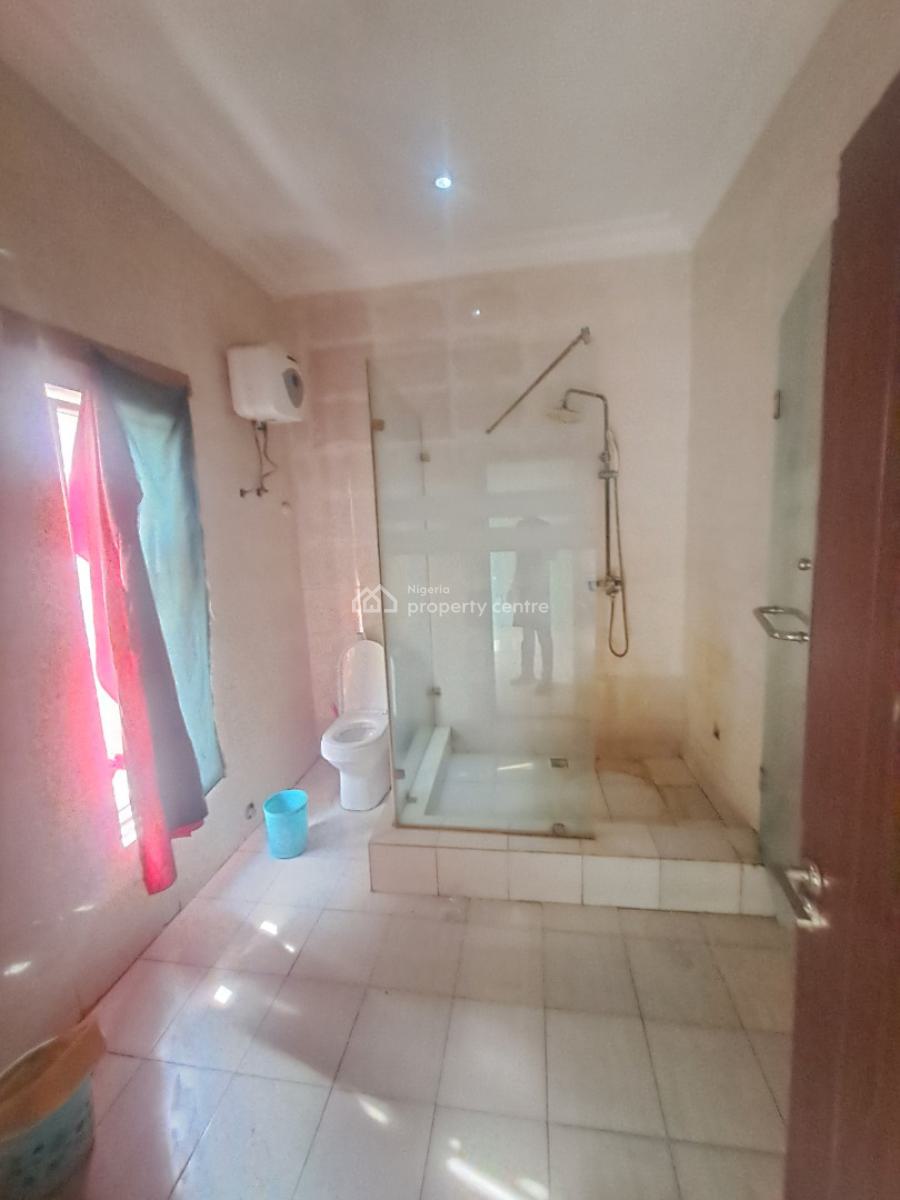 Well Built 4 Bedroom Terrace Duplex with Bq in a Gated Estate, Osapa, Lekki, Lagos, Terraced Duplex for Rent