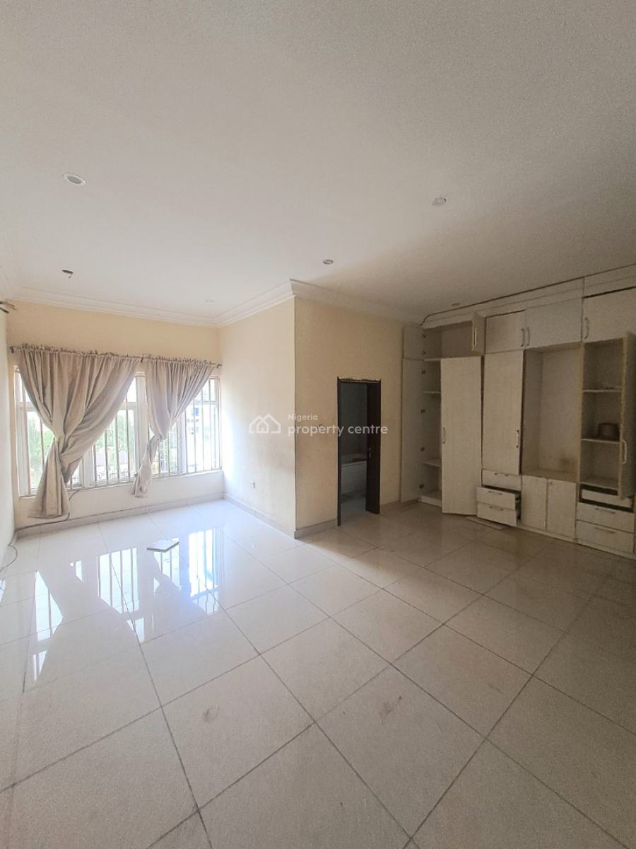 Well Built 4 Bedroom Terrace Duplex with Bq in a Gated Estate, Osapa, Lekki, Lagos, Terraced Duplex for Rent