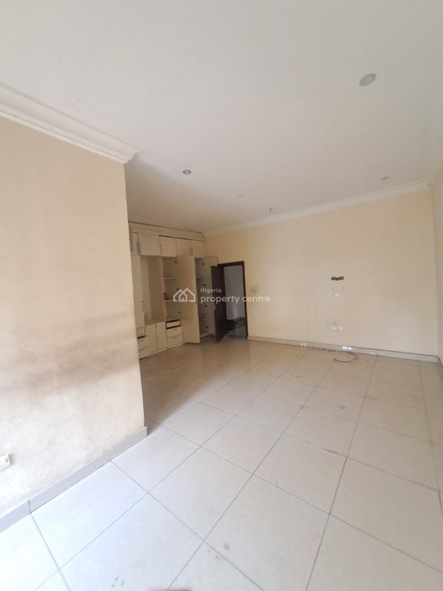 Well Built 4 Bedroom Terrace Duplex with Bq in a Gated Estate, Osapa, Lekki, Lagos, Terraced Duplex for Rent