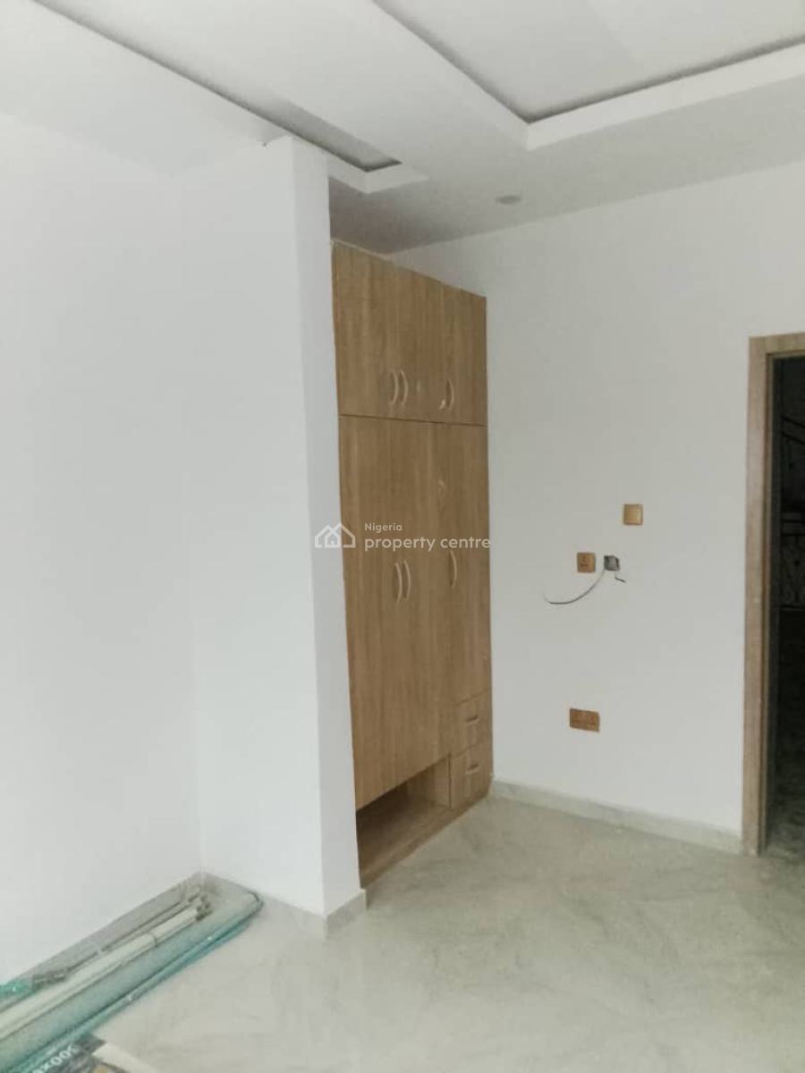 5 Bedroom Semi Detached Duplex in a Secured Estate, Gateway Zone Estate, Gra Phase 1, Magodo, Lagos, Semi-detached Duplex for Rent