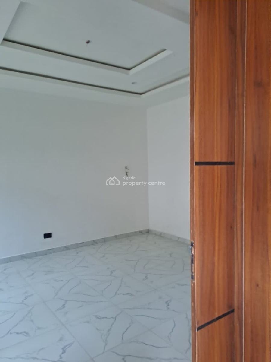 3 Bedroom Terraced Duplex in a Serene Atmosphere, Omole Phase 2, Ikeja, Lagos, Terraced Duplex for Sale