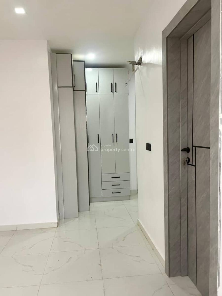 3 Bedroom Apartment with Bq, Off Freedom Way, Lekki Phase 1, Lekki, Lagos, Flat / Apartment for Sale