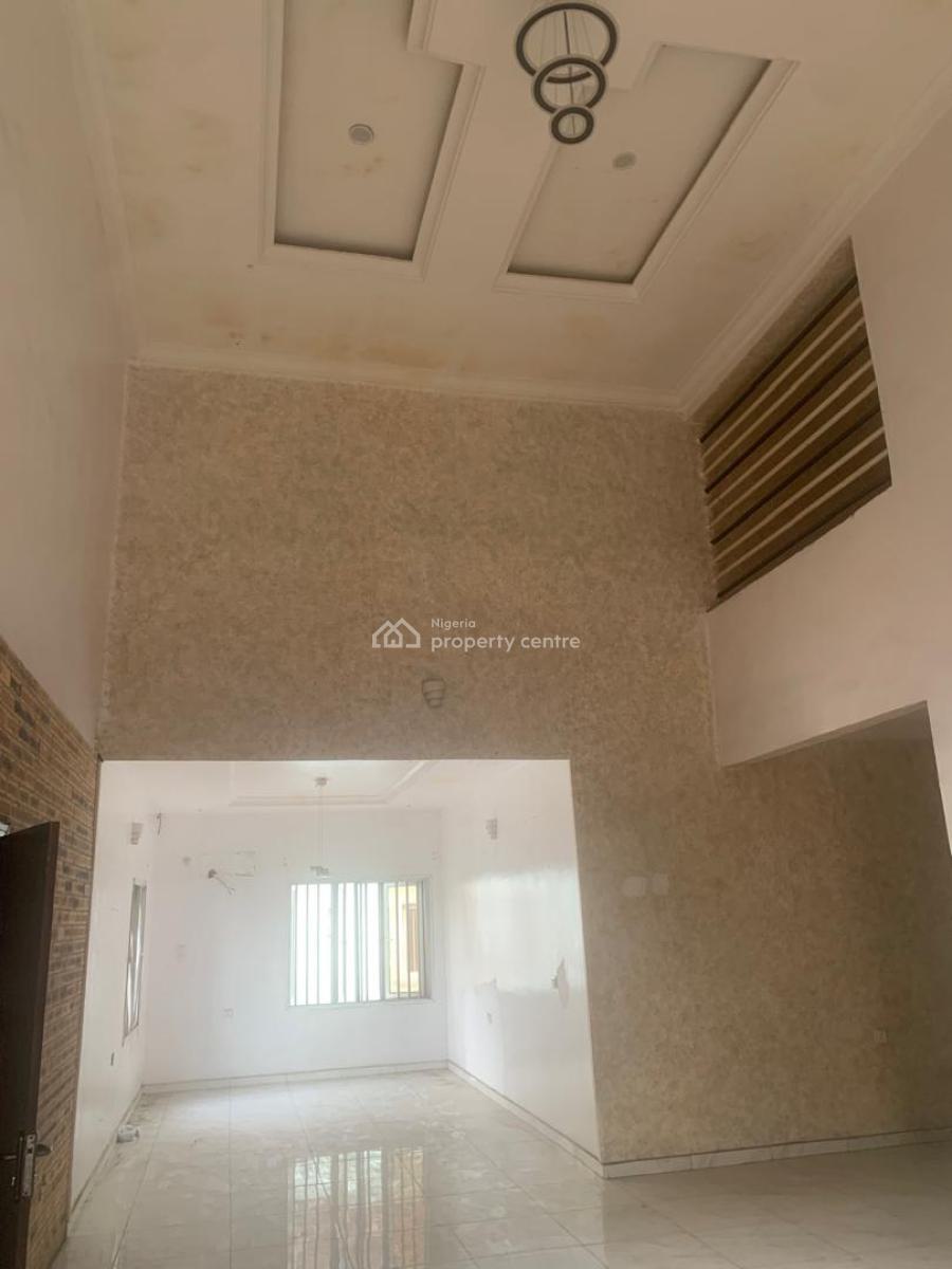 Neat 4 Bedroom Terrace with Bq, Osapa, Lekki, Lagos, Terraced Duplex for Rent