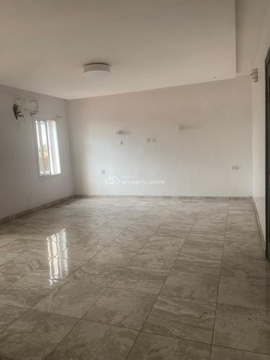 Neat 4 Bedroom Terrace with Bq, Osapa, Lekki, Lagos, Terraced Duplex for Rent