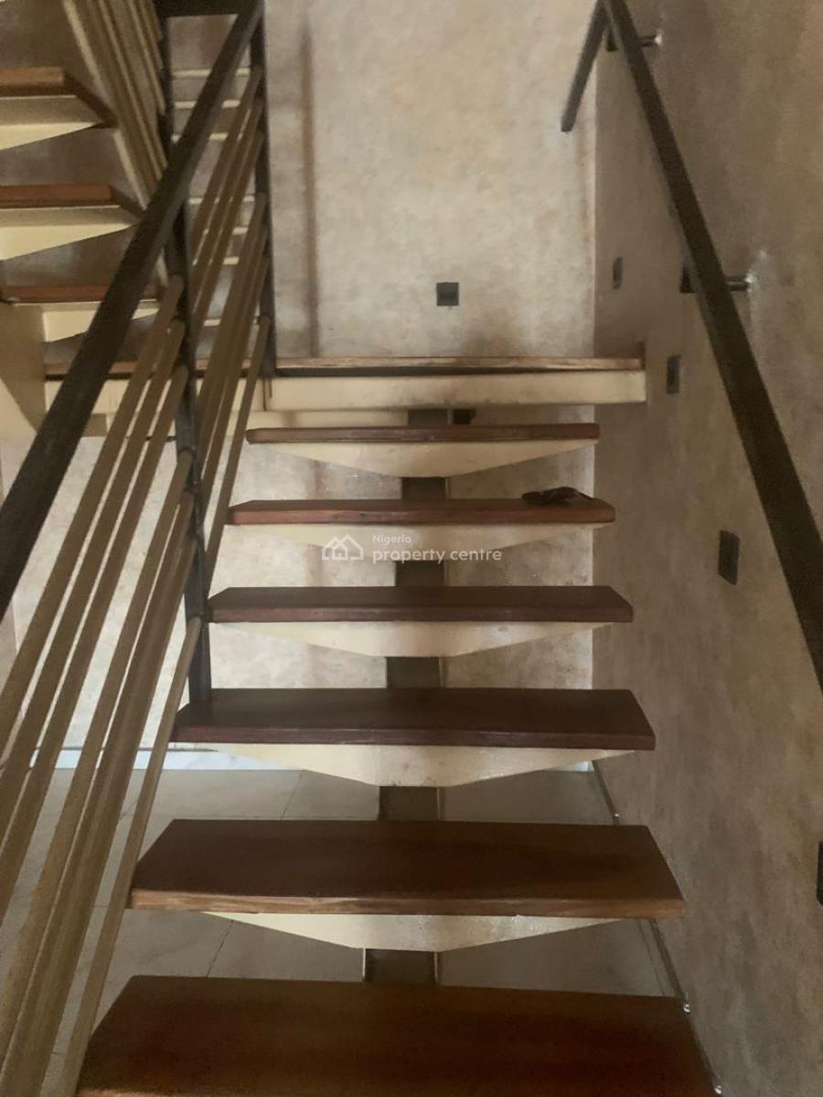 Neat 4 Bedroom Terrace with Bq, Osapa, Lekki, Lagos, Terraced Duplex for Rent